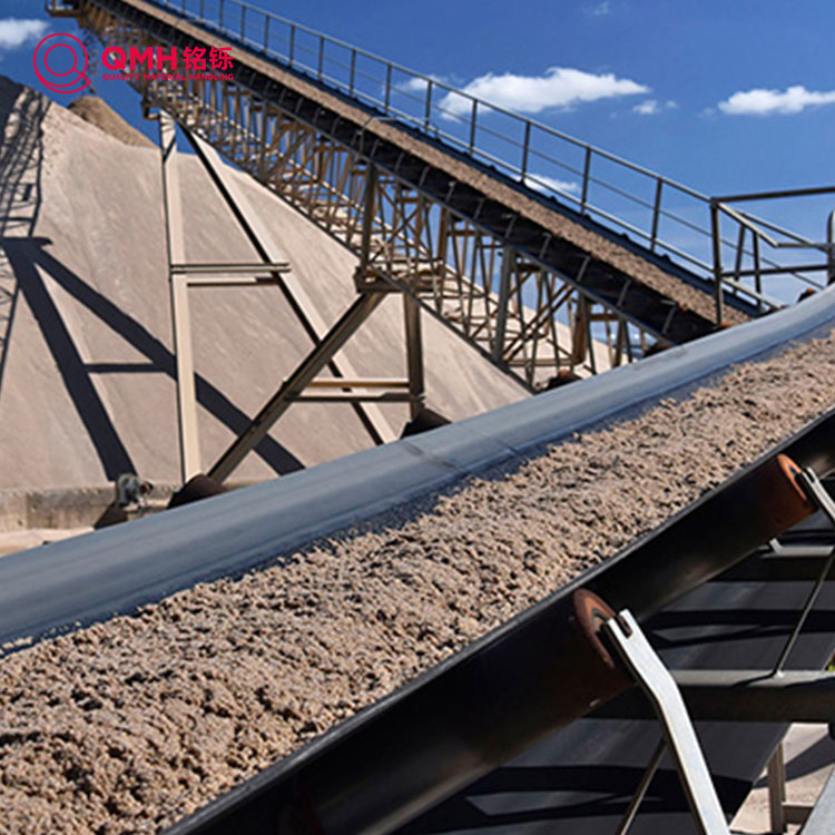 Điều gì làm cho băng tải vải trở thành sự lựa chọn tốt nhất để xử lý vật liệu hiện đại?