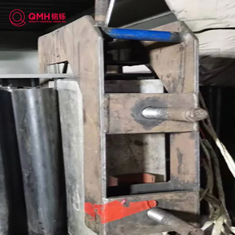 Nấm nung nối bằng băng chuyền băng tải